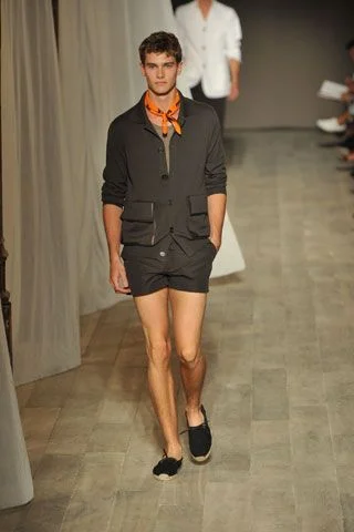 Look 10